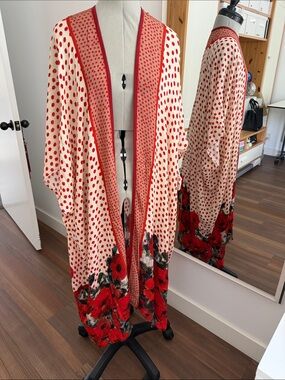 Blank London Red Polka Dot Floral Kimono One Size
